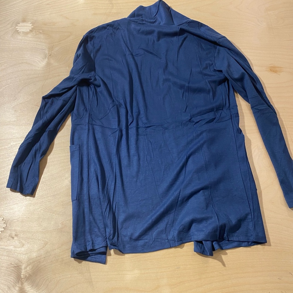 Micoson Cardigan size Small (HO) - Picture 9 of 12